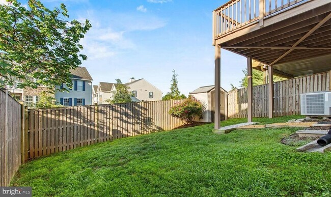 Building Photo - 6359 New Haven Ct