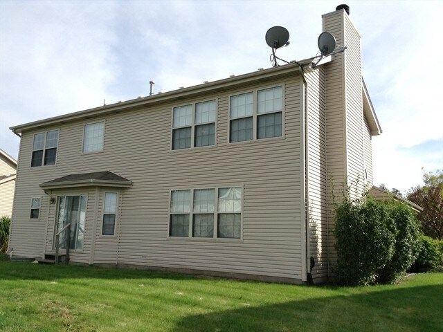 Building Photo - 16200 Carlow Cir