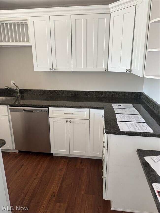 Building Photo - 12900 Lake Ave