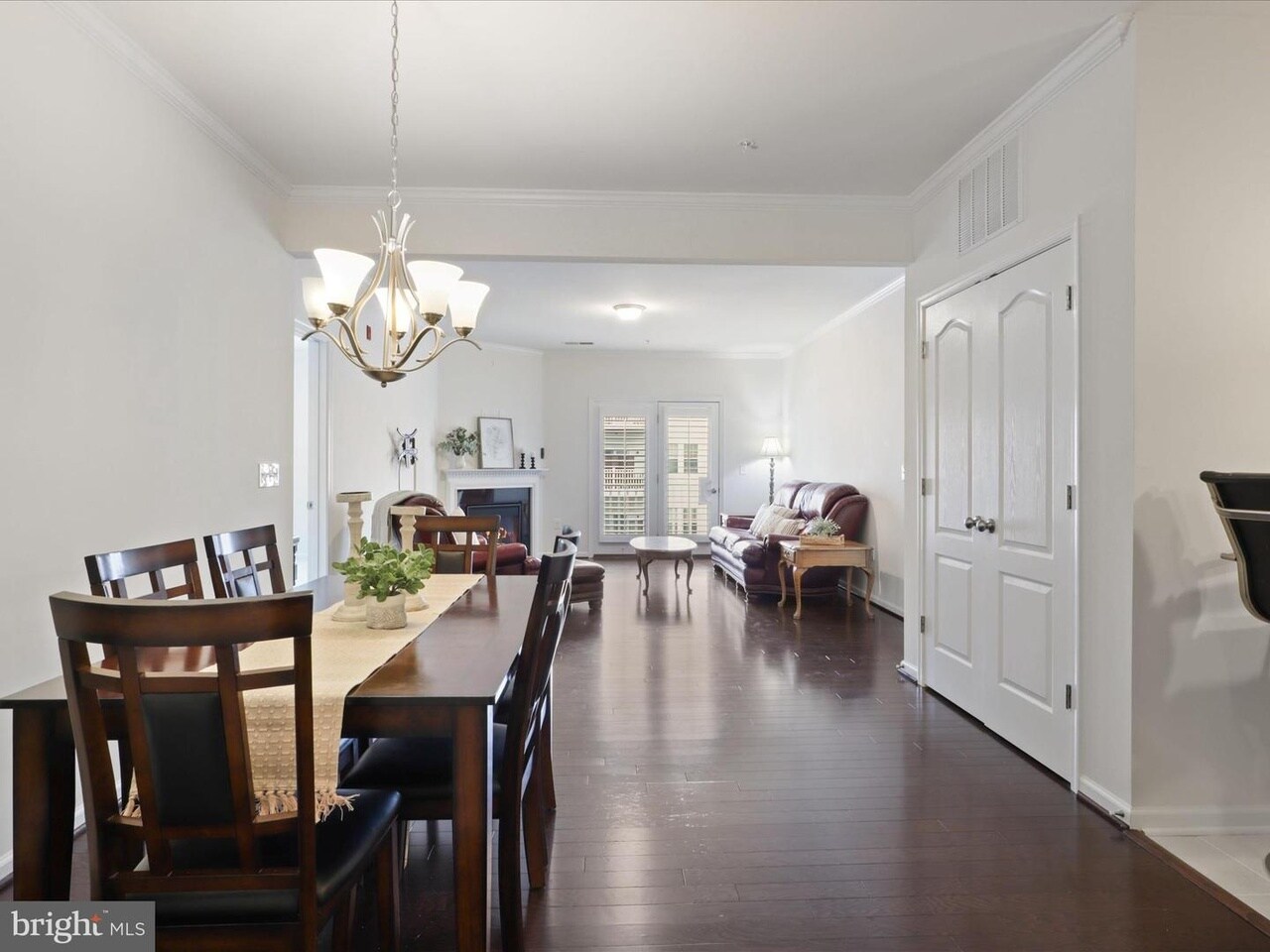Living & Dining Area - 24637 Woolly Mammoth Ter