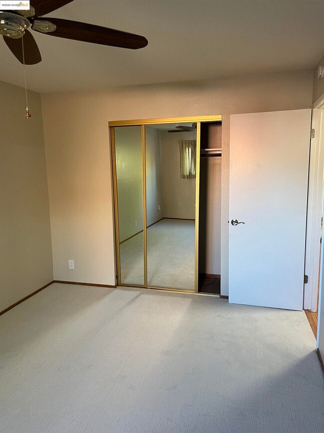 Building Photo - 941 Kittery Way