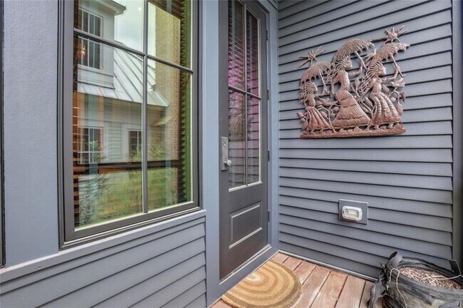 Building Photo - 11291 Serenbe Ln