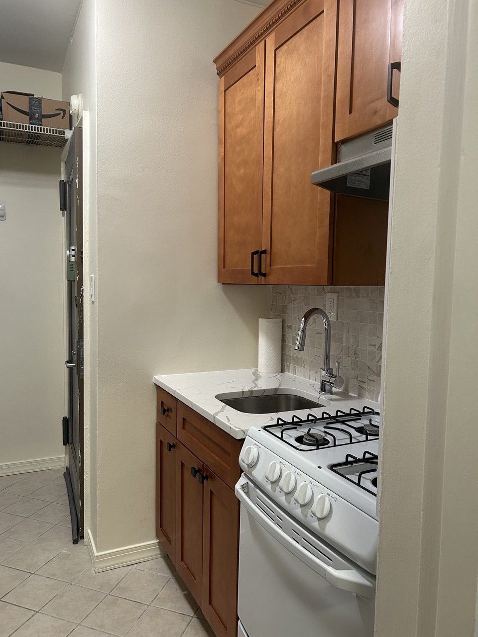 Kitchen - 345 E 61st St