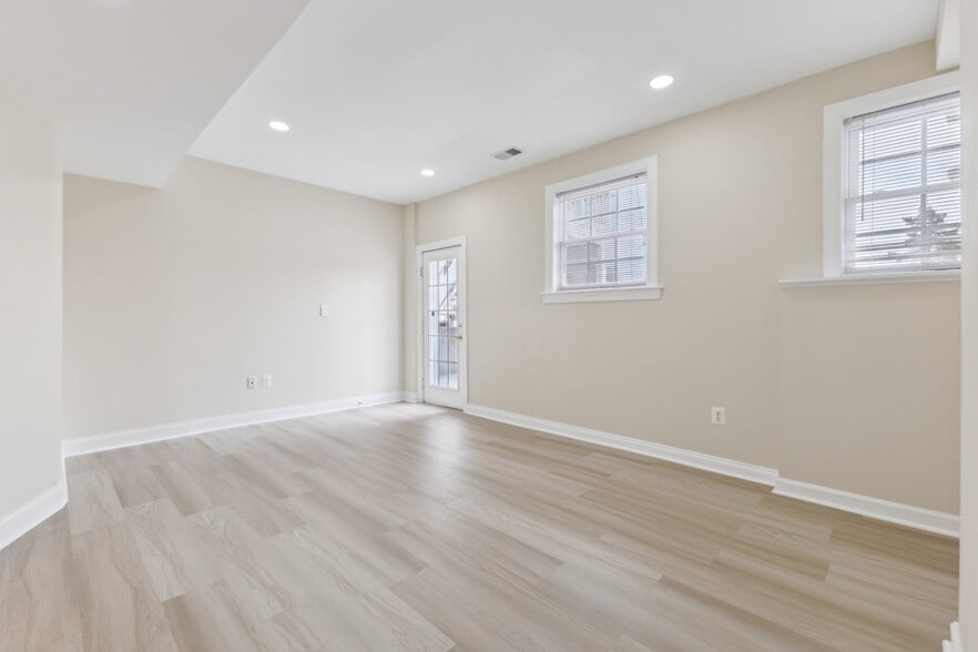 First Floor In-Law Suite or Home Office - 10828 Miller Rd