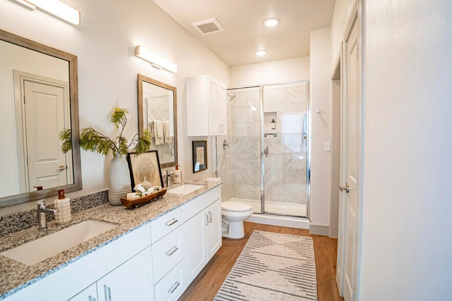 Building Photo - 9600 Vista Grande Blvd