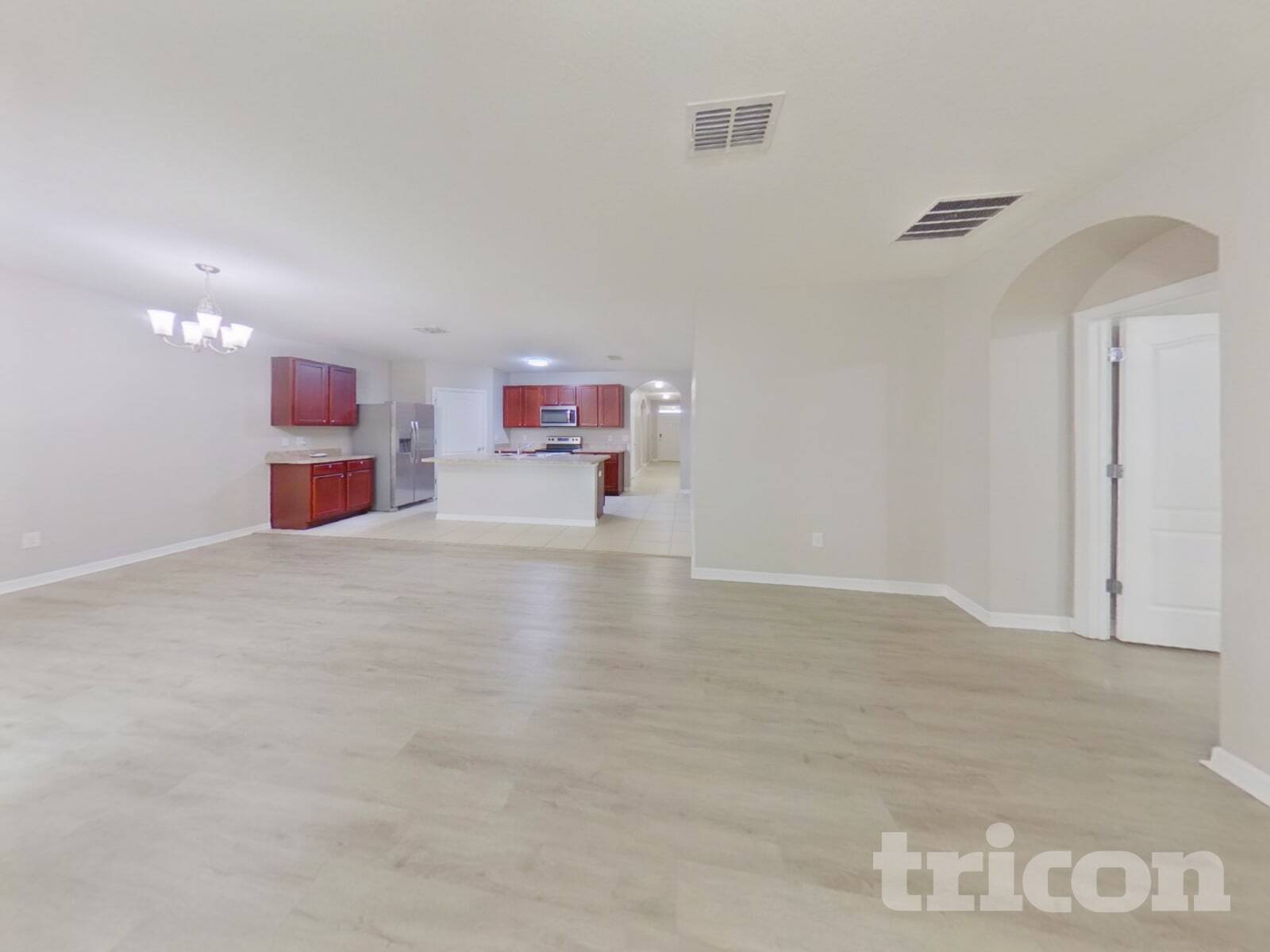 Building Photo - 16185 Yelloweyed Dr