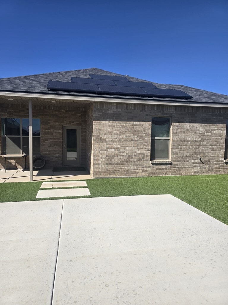 Building Photo - 1102 Canal St