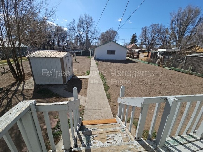 Building Photo - 427 Madison St