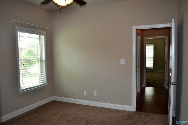 Building Photo - 104 Rushing Brook Dr