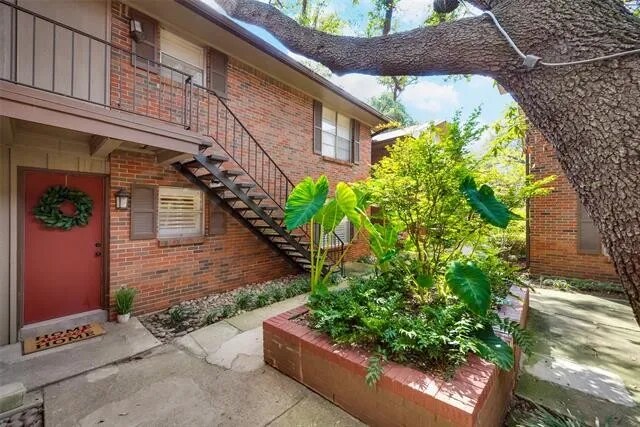 Building Photo - 4219 Avondale Ave