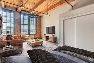 Building Photo - 63 Melcher St