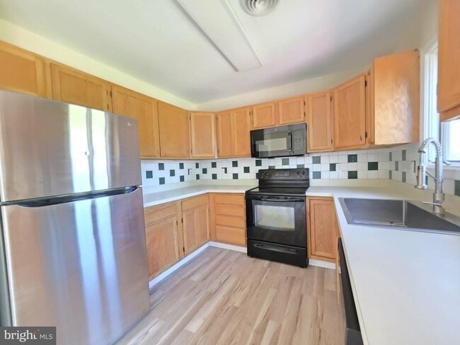 Building Photo - 1405 Bantry Ln