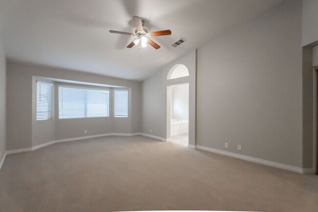 Building Photo - 10024 Sail Landing Ct