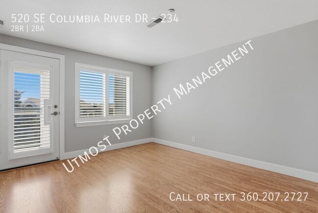 Building Photo - 520 SE Columbia River Dr