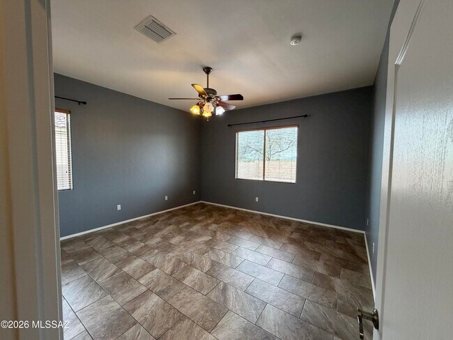 Building Photo - 7501 S Woodbury Grove Dr
