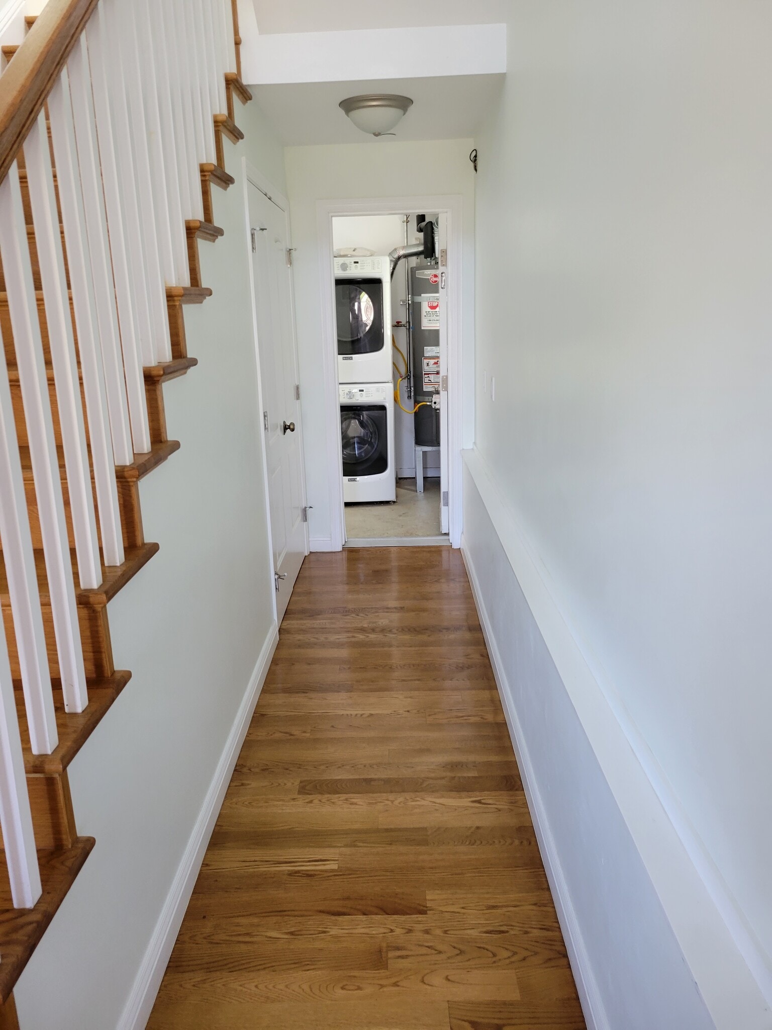 Building Photo - 613 4th Ln
