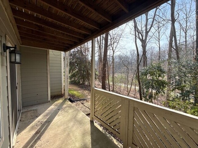 Building Photo - T.R. Lawing Realty Property