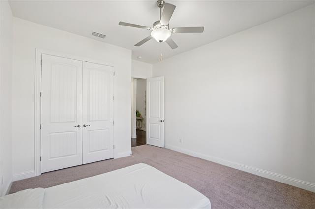 Building Photo - 17220 Eastbrook Dr