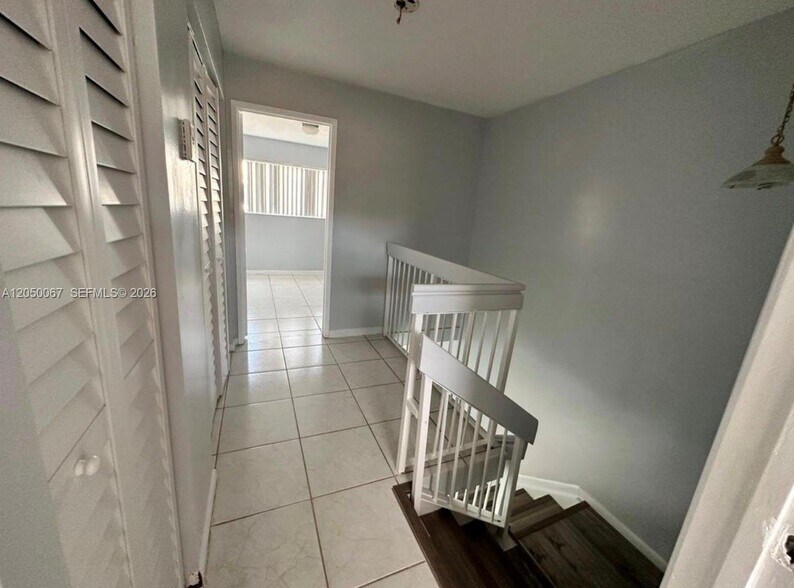 Building Photo - 14909 SW 80th St