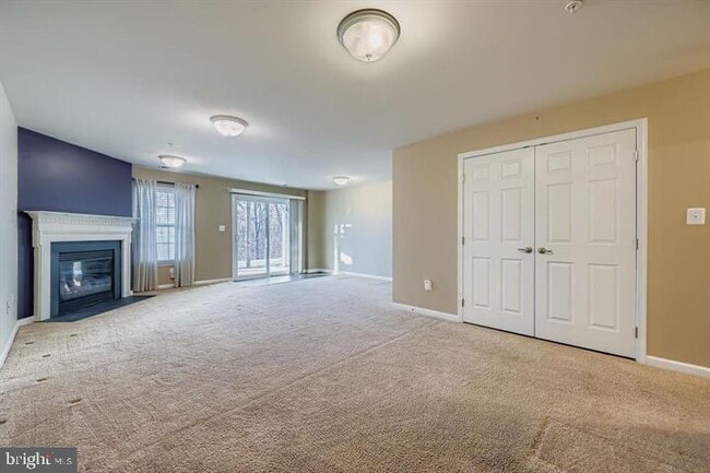 Building Photo - 346 Paladium Ct