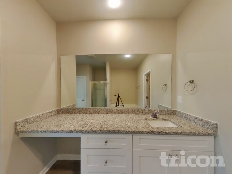 Building Photo - 126 Harvest Cir