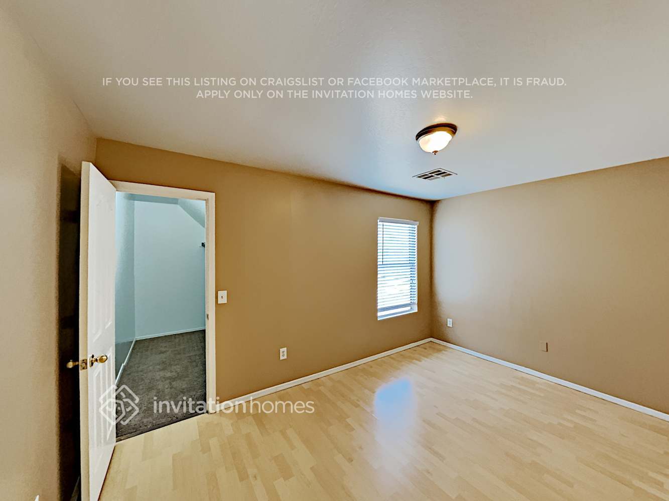 Building Photo - 1323 S 121st Ln