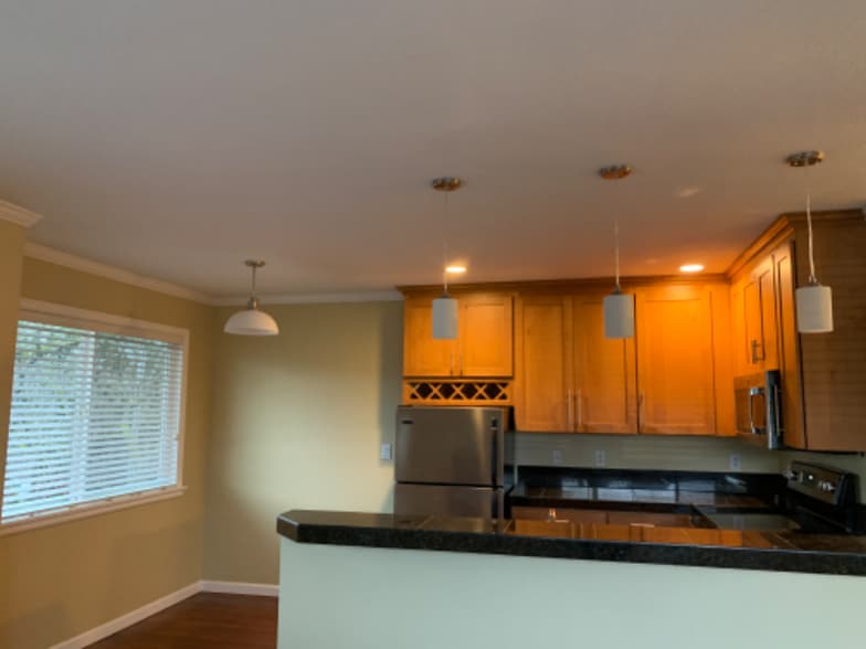 Building Photo - 1505 SE 22nd Ave