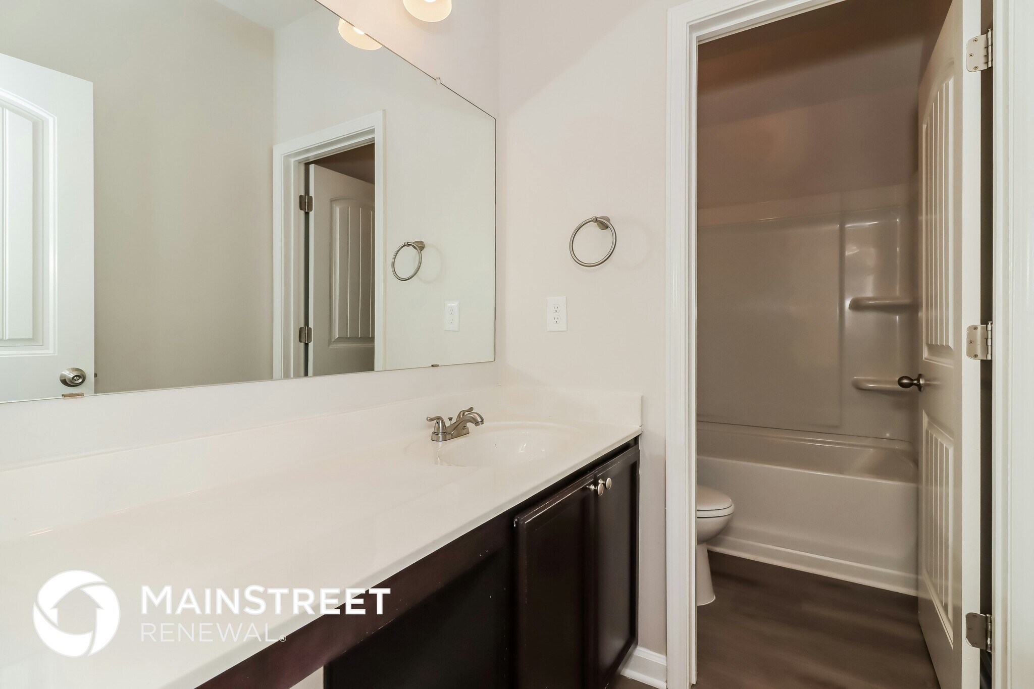 Building Photo - 194 Randy Way