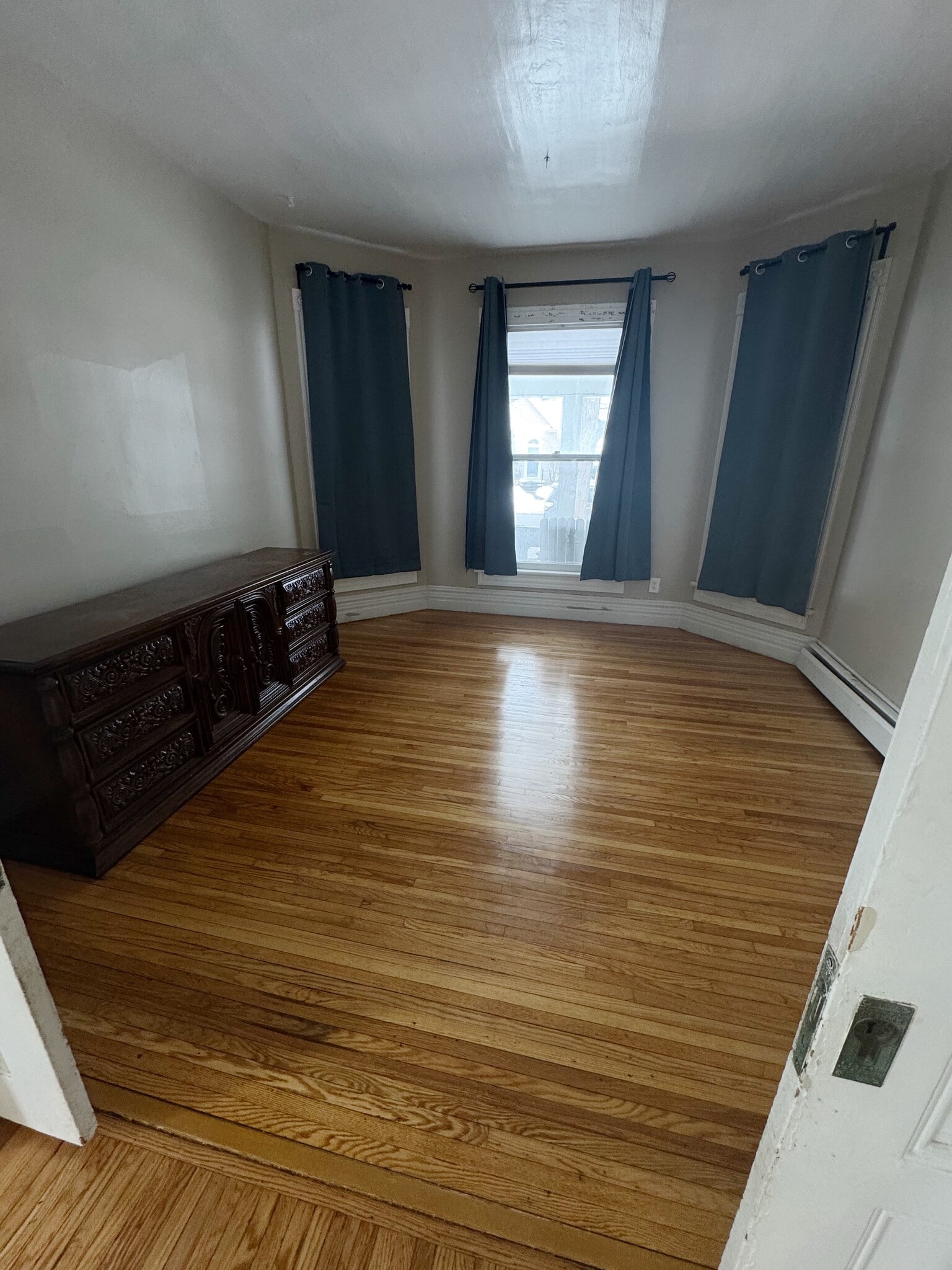 Building Photo - 160 Christiana St