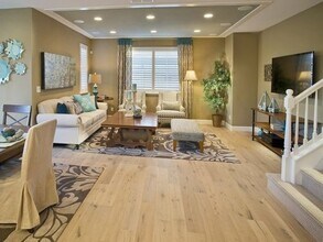 Building Photo - Beautiful Home in Lincoln! - 27 E Street