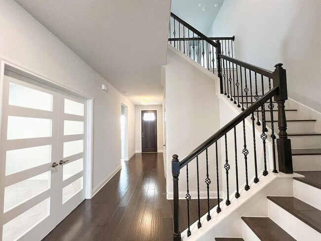 Building Photo - 7212 Jument Dr