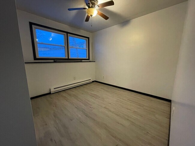 Building Photo - 20 Yawkey Ave