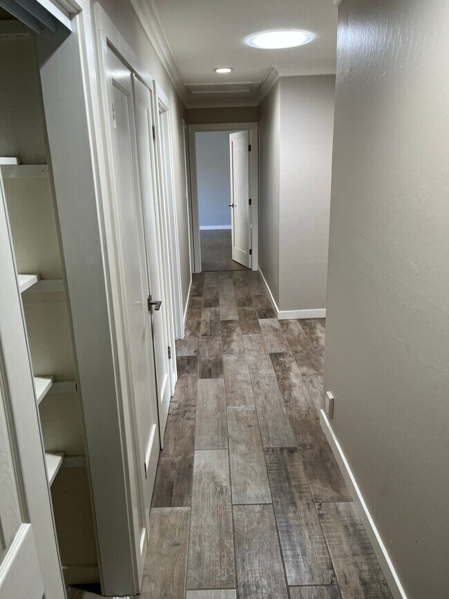 Building Photo - 4848 Pipit Ct