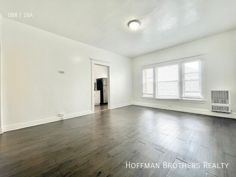 Building Photo - 913 Grattan St