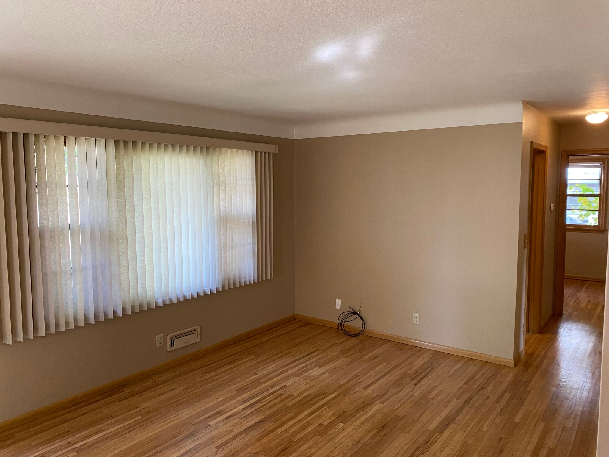 Living room - 3477 5th St NE