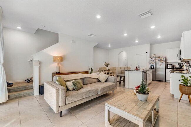 Building Photo - 2916 Peony Pr Ln