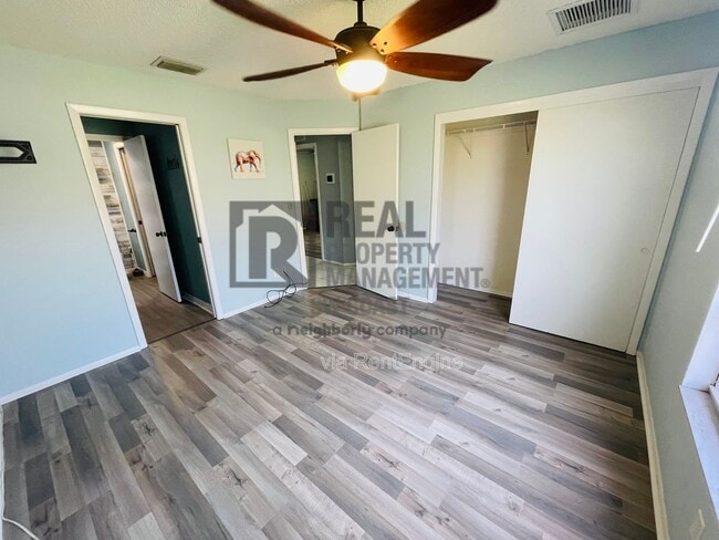 Building Photo - 6124 Principia Dr