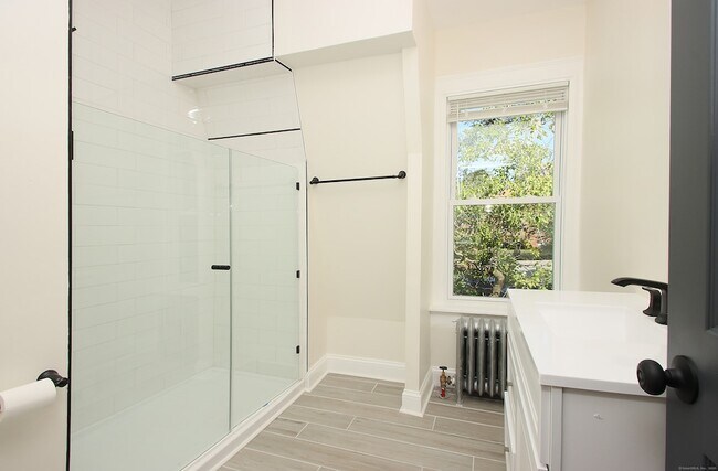 Building Photo - 62 Whitney St