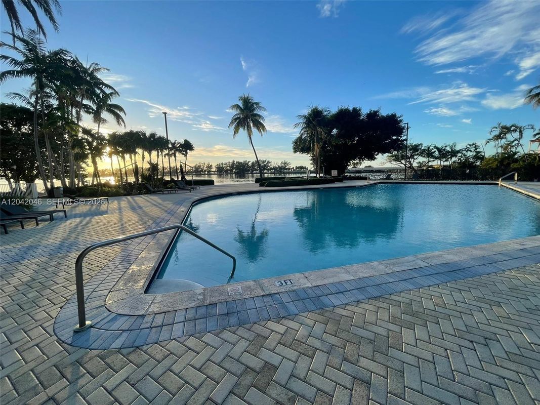 Building Photo - 2451 Brickell Ave