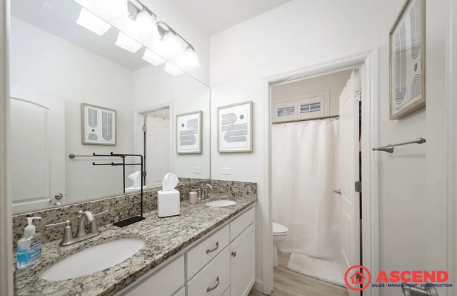 Building Photo - Luxury 4 Bed / 3 Bath Home in Gated Highgate Community – Resort-Style Living