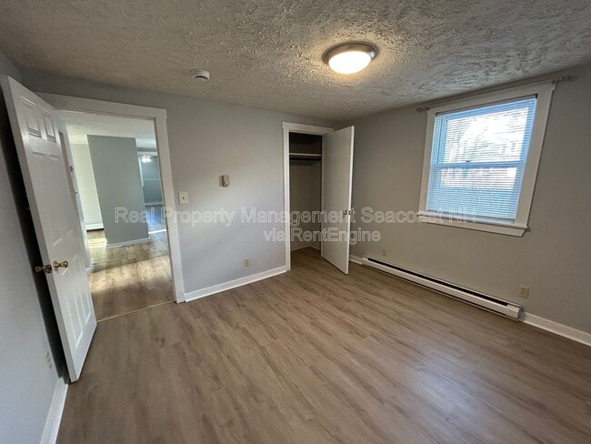 Building Photo - 11 Glen St