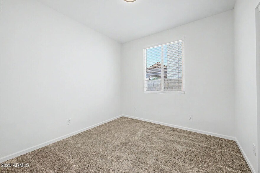 Building Photo - 17865 W Daley Ln