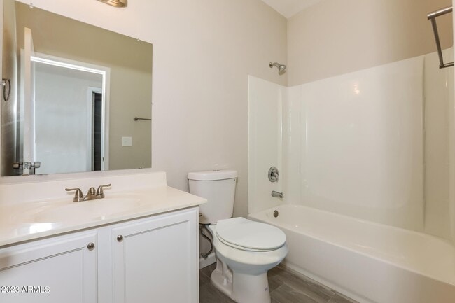 Building Photo - 10404 E Baltimore Cir
