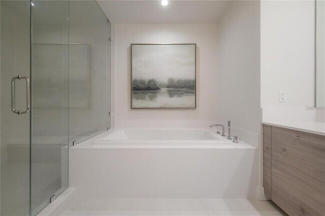 Building Photo - 2103 Bayshore Blvd