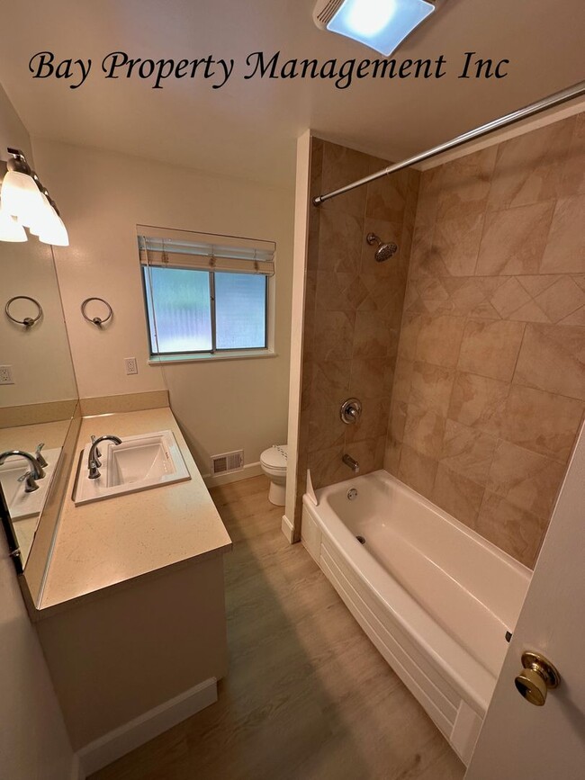 Building Photo - Charming 3-Bedroom, 2-Bath Home in South S...