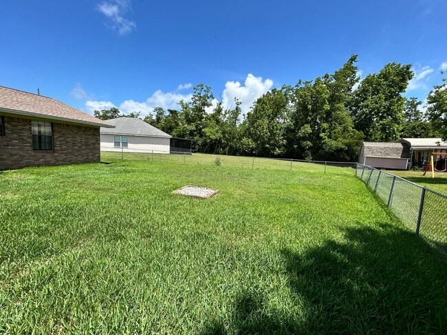 Building Photo - 249 Hannover Cir