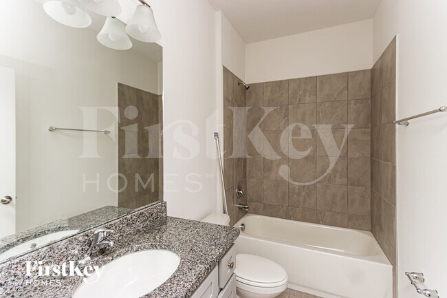 Building Photo - 588 Crown Rose Dr