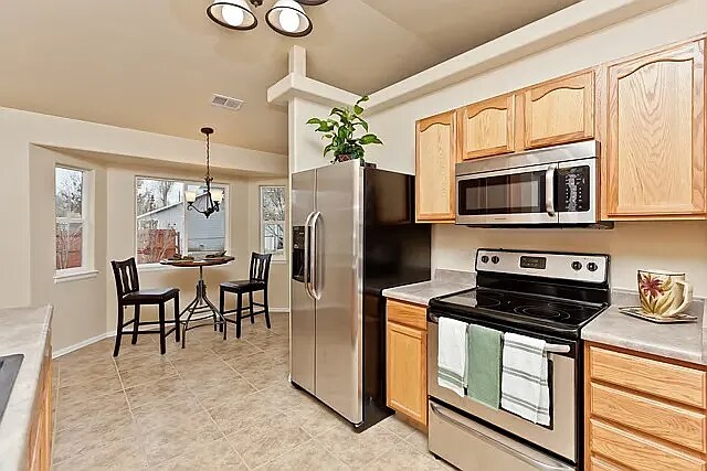 Building Photo - 471 Gunnison Way