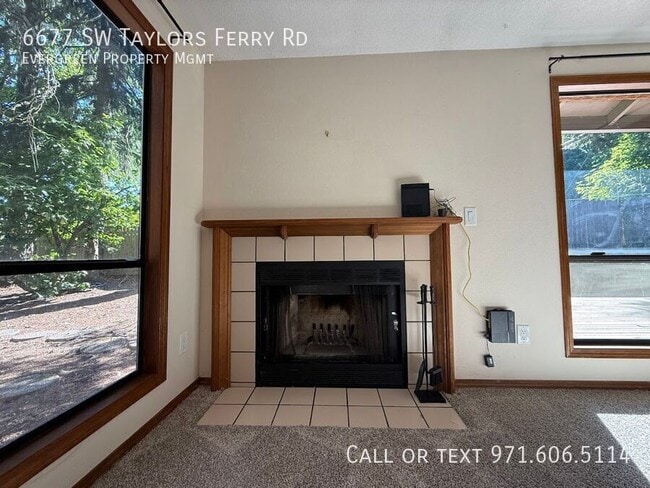 Building Photo - 6677 SW Taylors Ferry Rd
