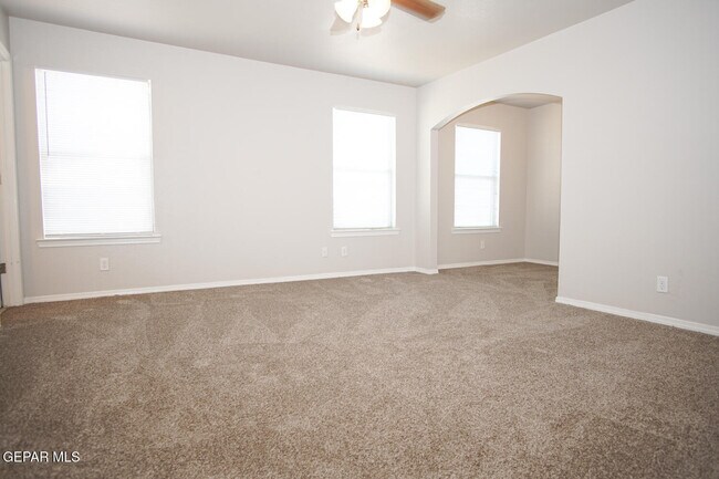 Building Photo - 11608 Mocha Dune Dr